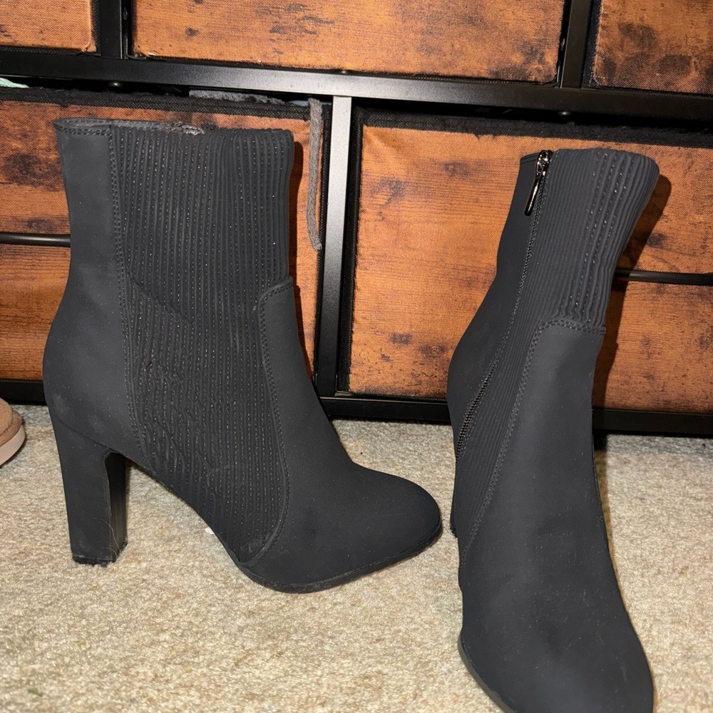 Impo Black Heeled Ankle Boots